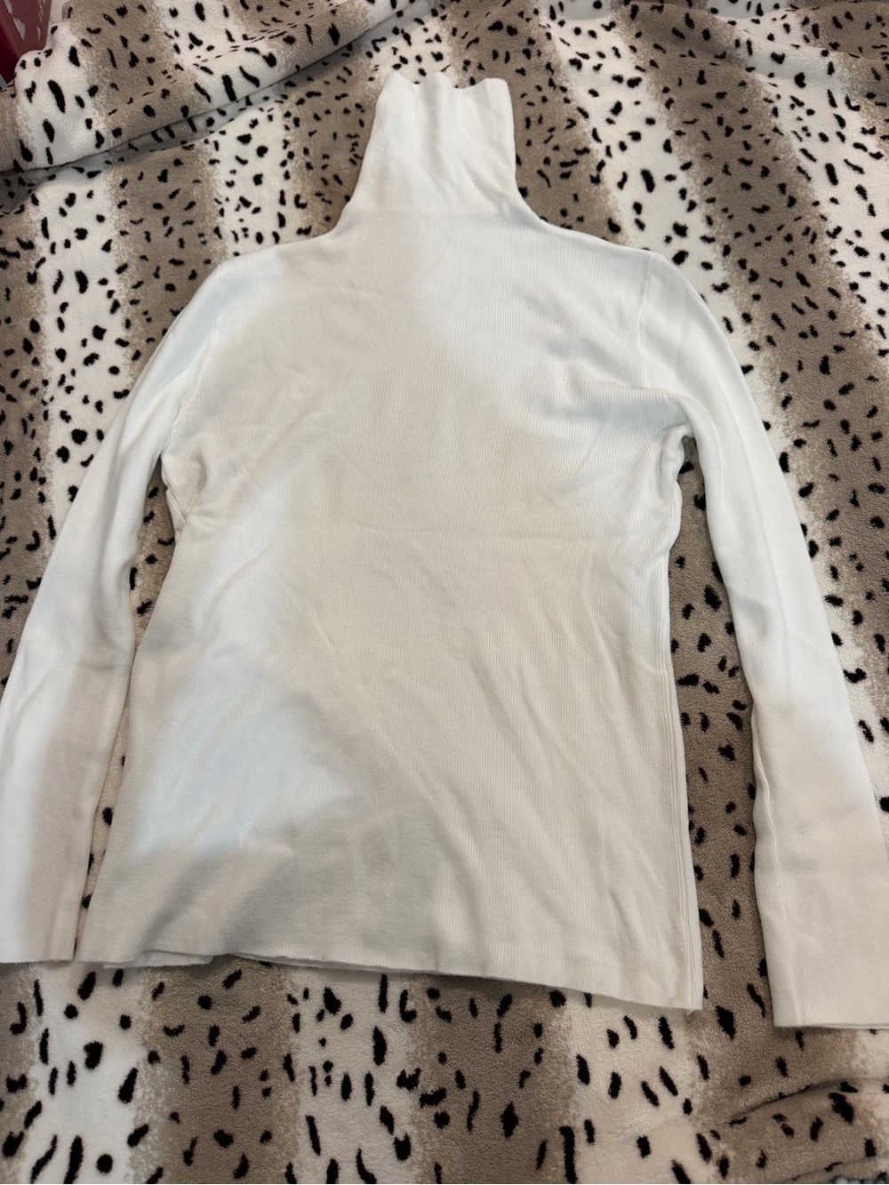 Classic White Ribbed Turtleneck Sweater